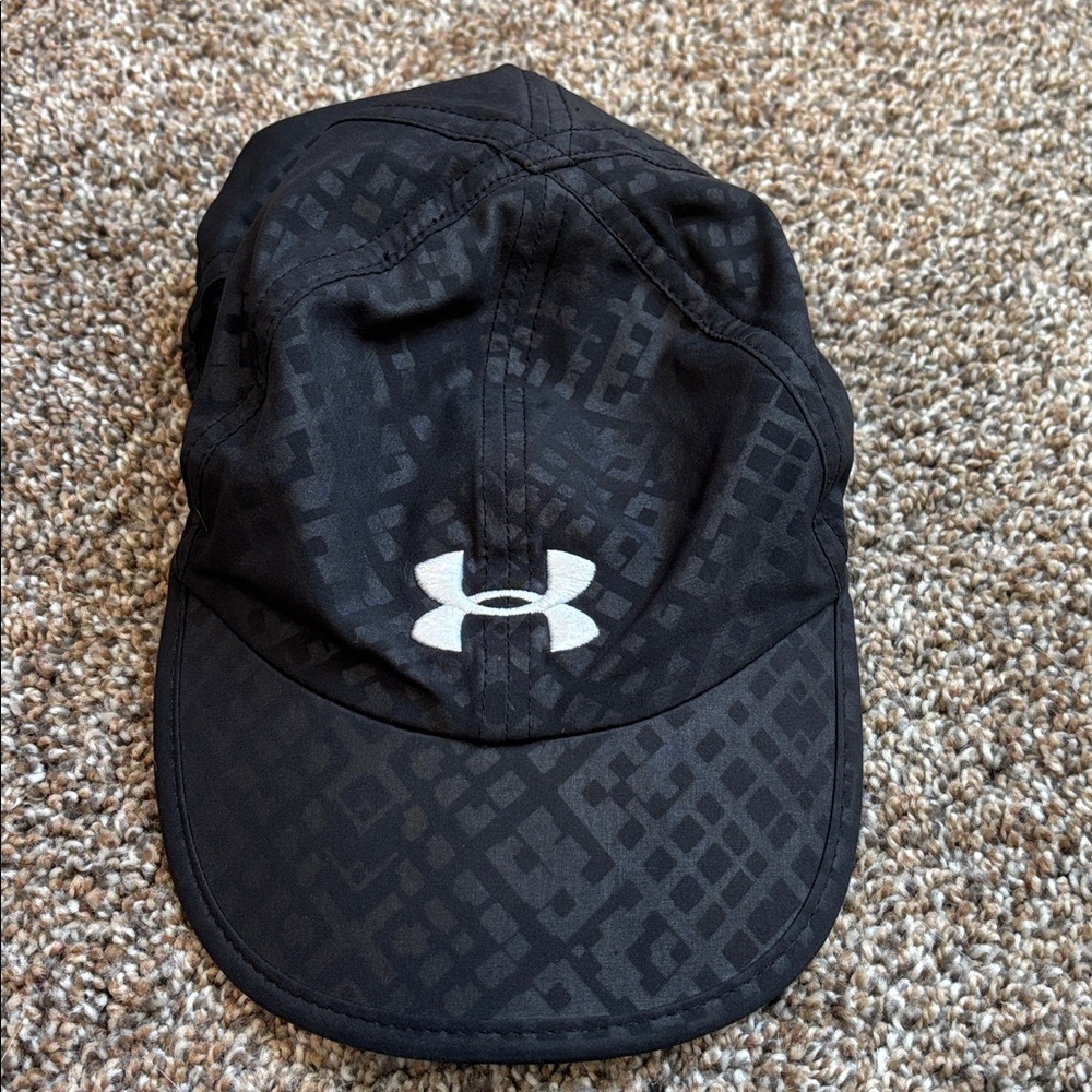 Under Armour Black Patterned Cap
